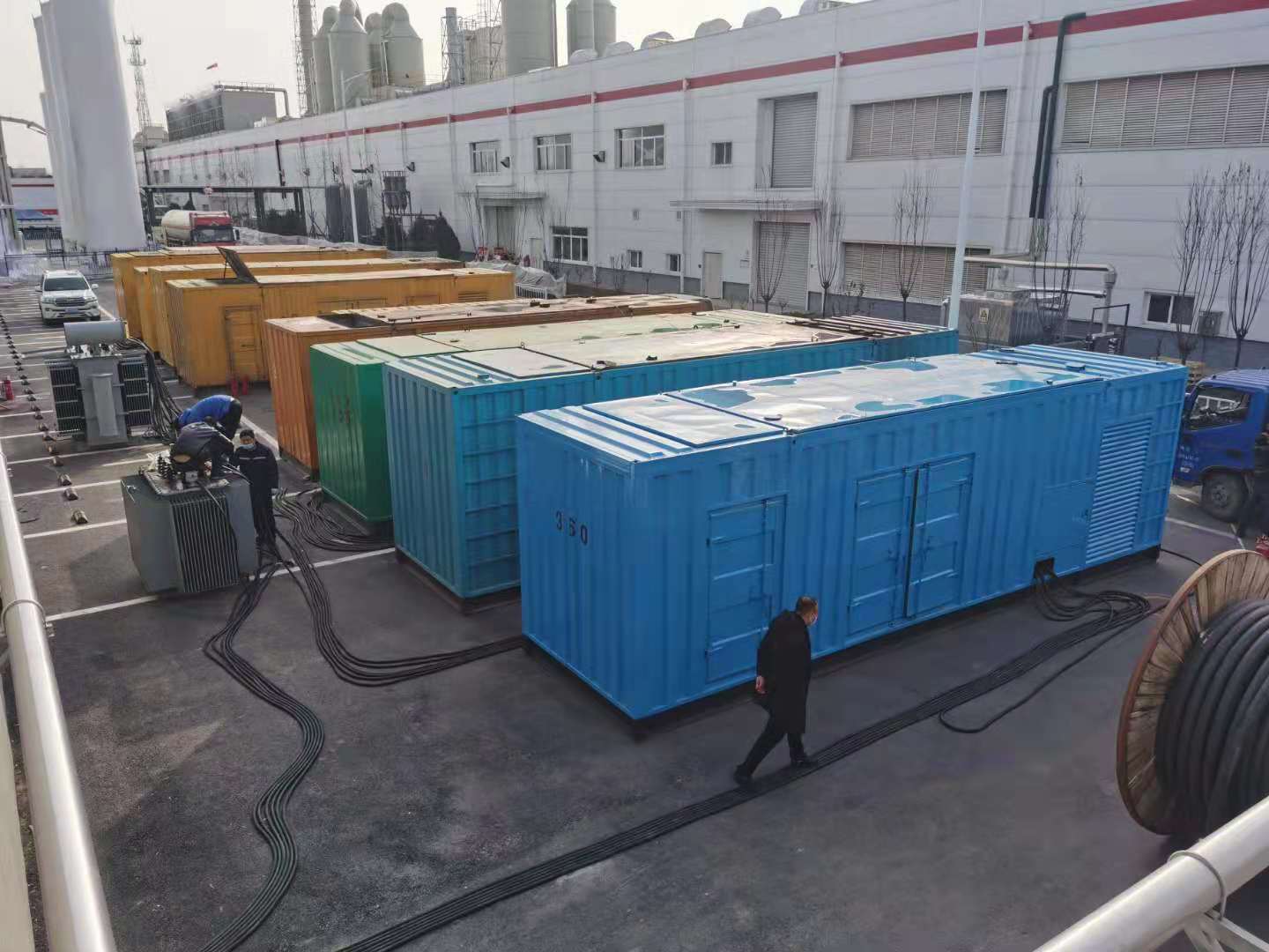 阳新发电机出租-两相发电机与三相发电机有何区别?