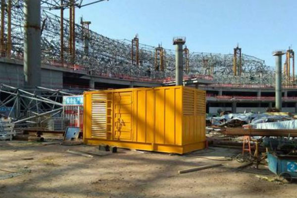 阳新发电机出租如何判断空气滤清器是否需要更换？