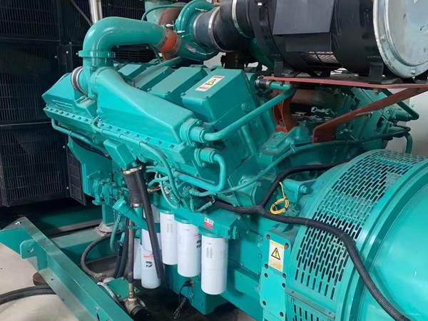 阳新更换100kW柴油发电机组机油时，需要注意哪些事项？